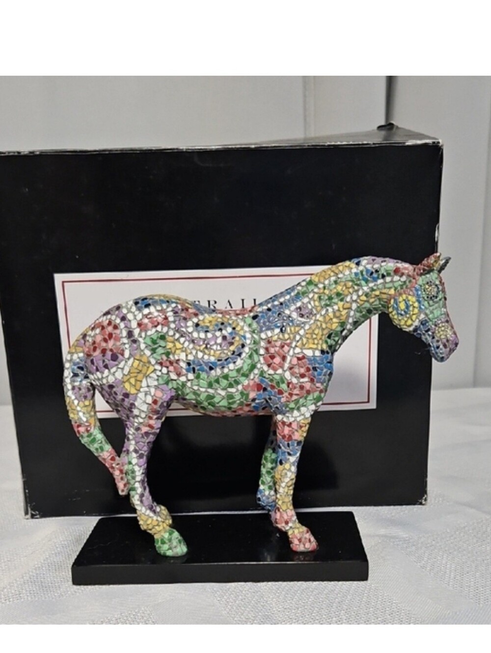 Trail Of Painted Ponies Caballo Brillante 2003